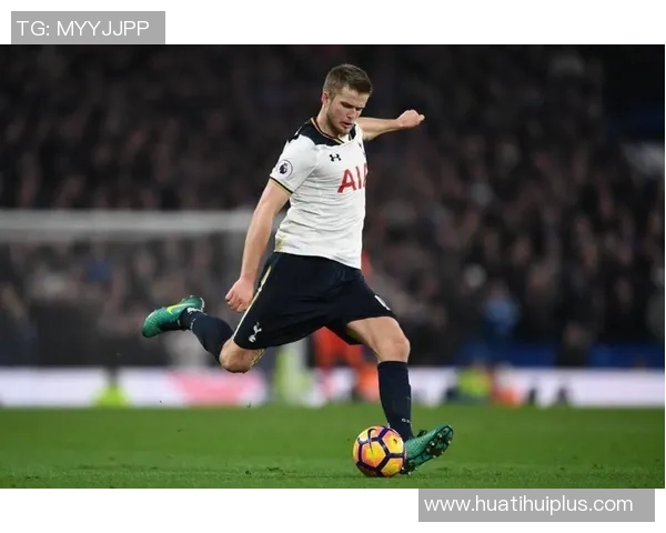 翁达夫背对球门神奇一击外脚背凌空撩射精彩破门瞬间 翁达夫背对球门神奇一击外脚背凌空撩射精彩破门瞬间