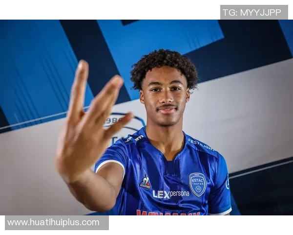 法媒报道罗马关注特鲁瓦18岁前锋德托贝特曼城摩纳哥等队同样有意 法媒报道罗马关注特鲁瓦18岁前锋德托贝特曼城摩纳哥等队同样有意