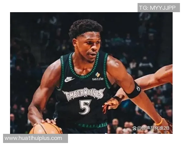 爱德华兹半场火力全开砍下24分可惜球队仍落后21分 爱德华兹半场火力全开砍下24分可惜球队仍落后21分