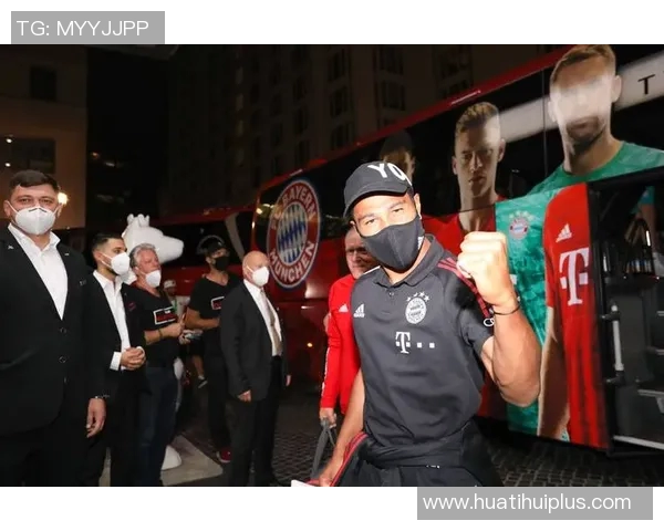 穆勒携家人共度假期现场观赛拜仁男篮圣诞前夕盛况 穆勒携家人共度假期现场观赛拜仁男篮圣诞前夕盛况